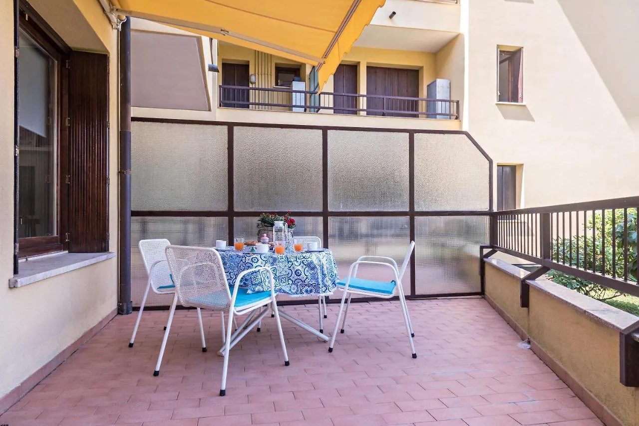 Apartment House Samantha Lago Maggiore Laveno-Mombello